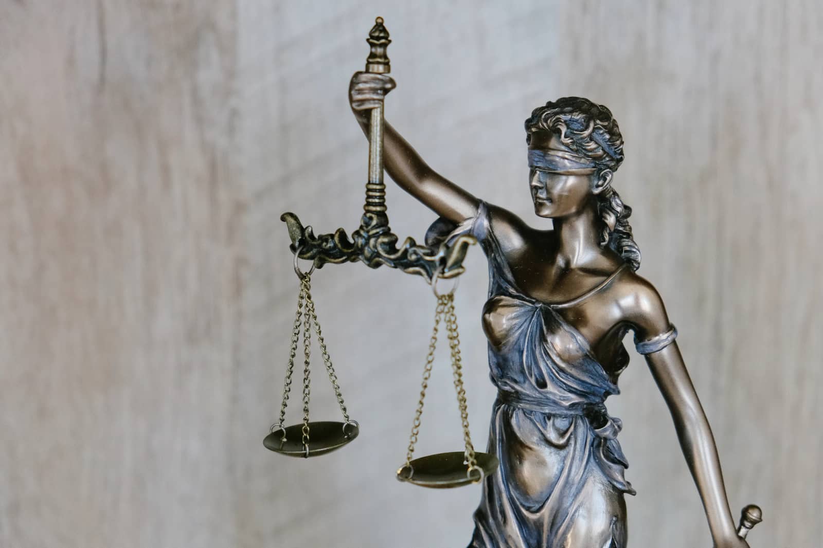 Abogados de extranjería de Nacionalia al día de las últimas reformas legales